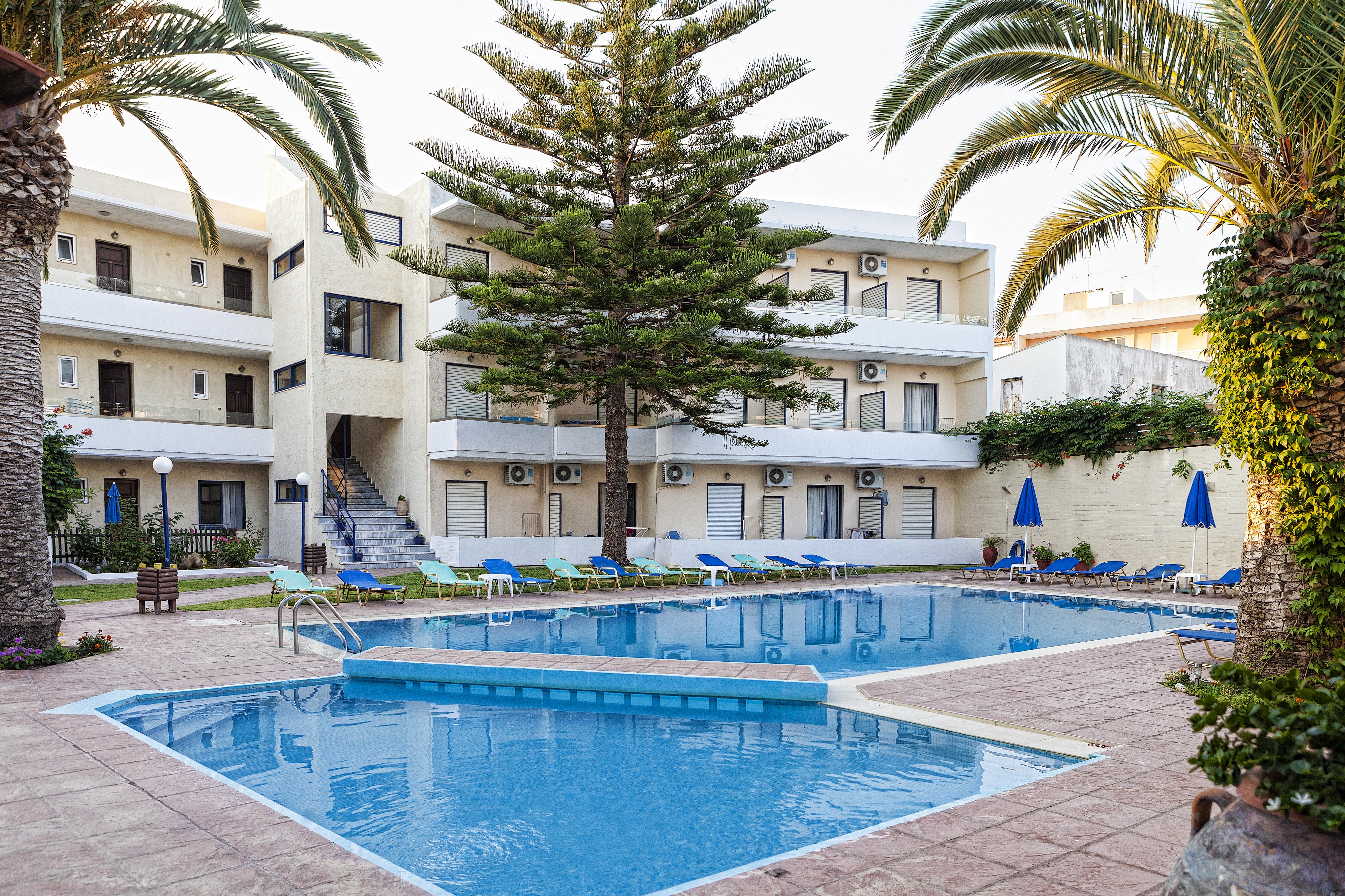 Cretan Sun Aparthotel Adelianos Kampos Exterior photo