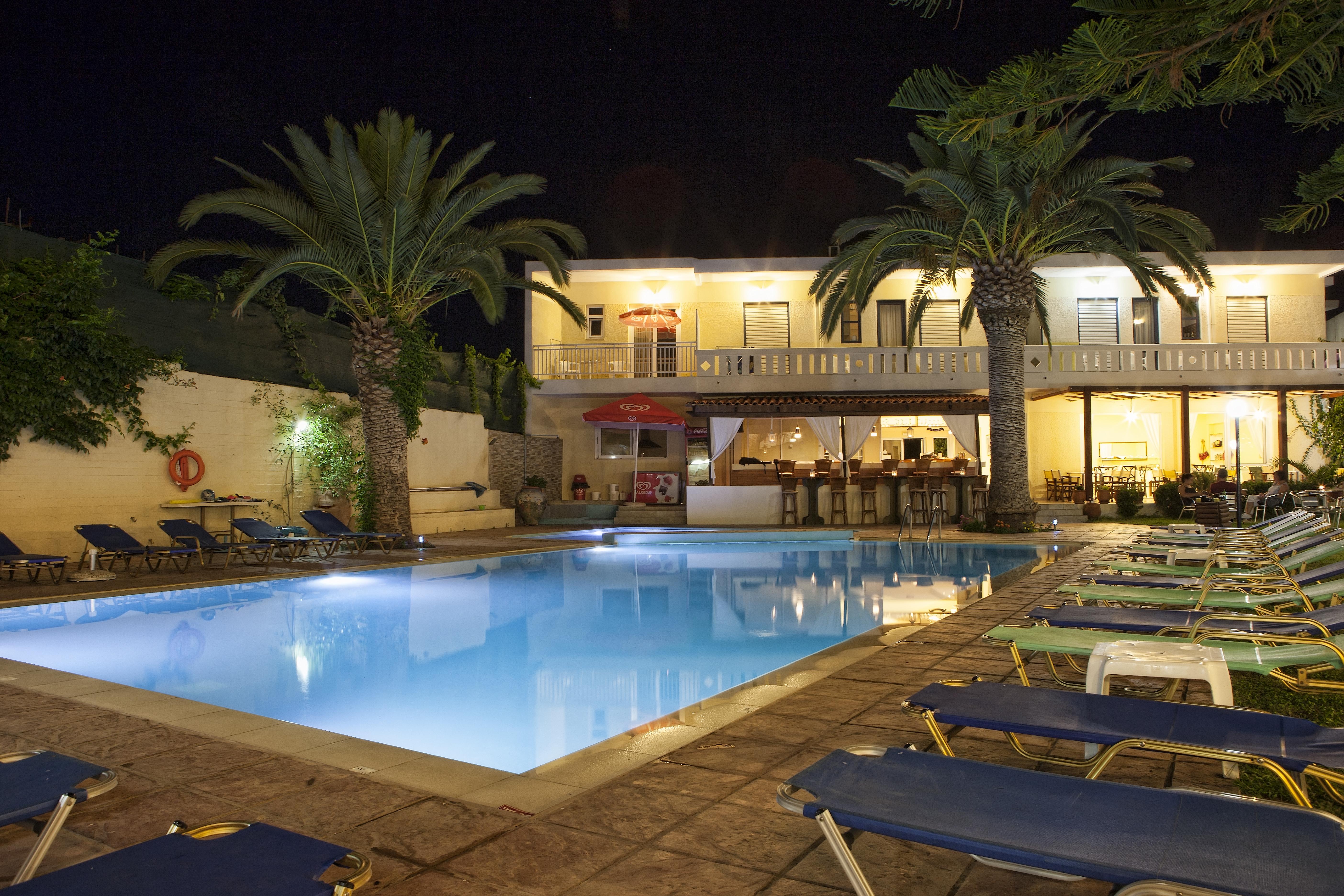 Cretan Sun Aparthotel Adelianos Kampos Exterior photo