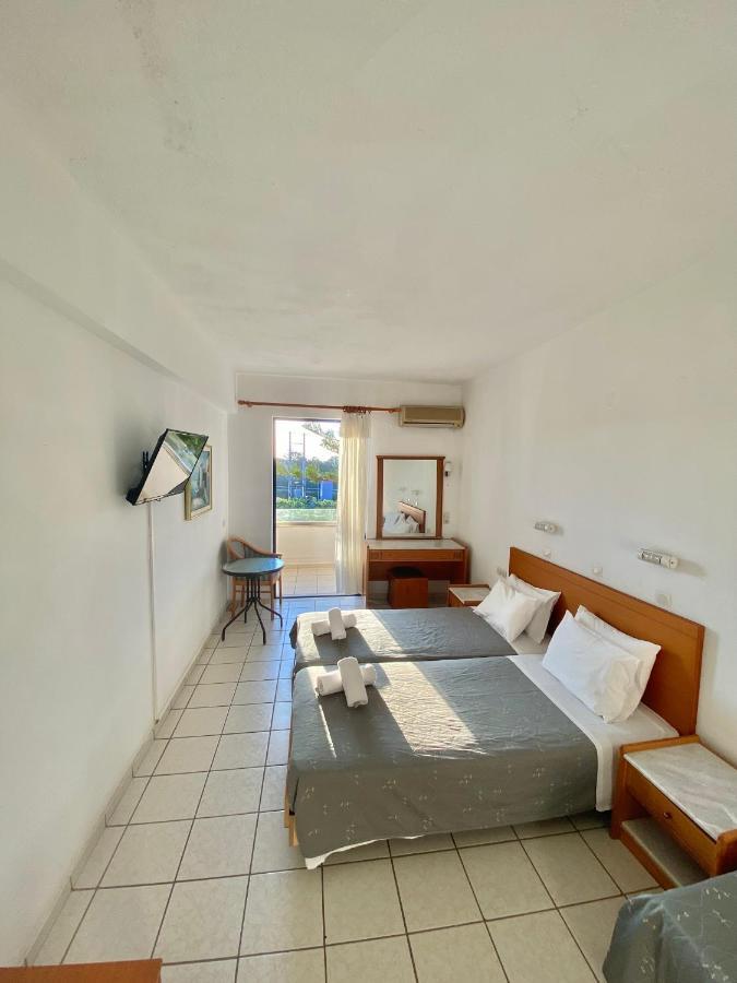 Cretan Sun Aparthotel Adelianos Kampos Exterior photo