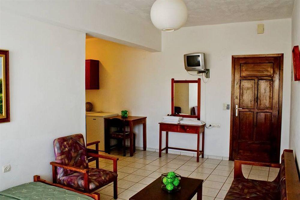 Cretan Sun Aparthotel Adelianos Kampos Exterior photo